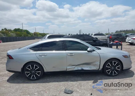 2024 Honda Accord Hybrid Touring из США, поврежденный, VIN 1HGCY2F80RA083131